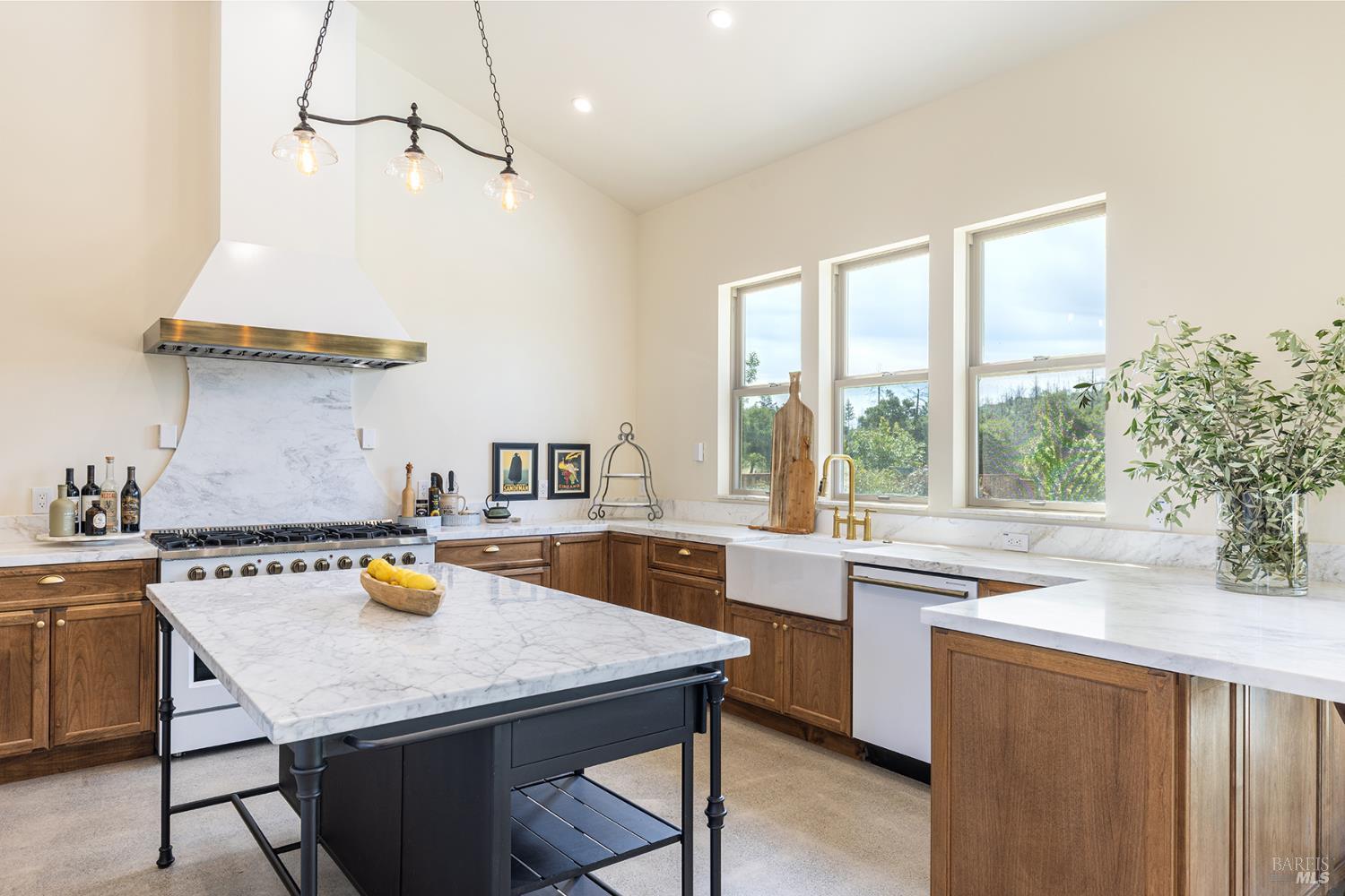 753 Sunnyside Road St. Helena CA 94574