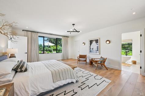 2806 Bardy Road Santa Rosa CA 95404