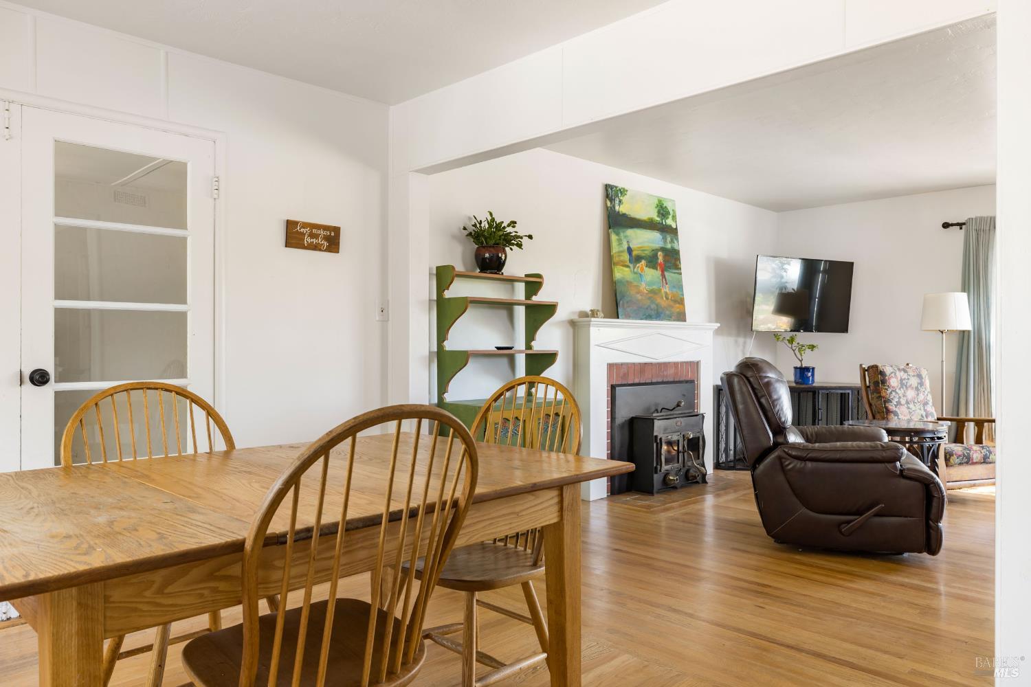 2053 Humboldt Street Santa Rosa CA 95404