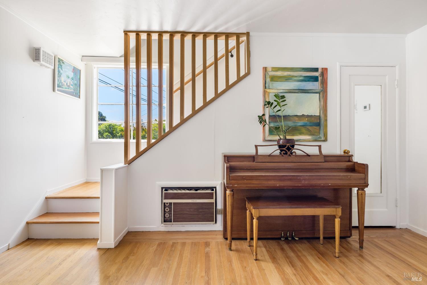 2053 Humboldt Street Santa Rosa CA 95404
