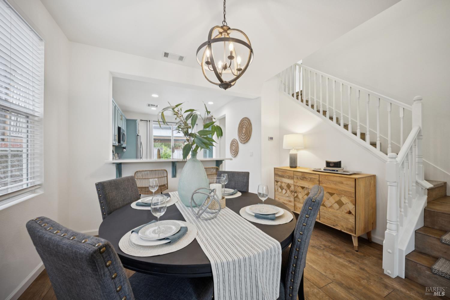 1933 Verbena Drive Santa Rosa CA 95404