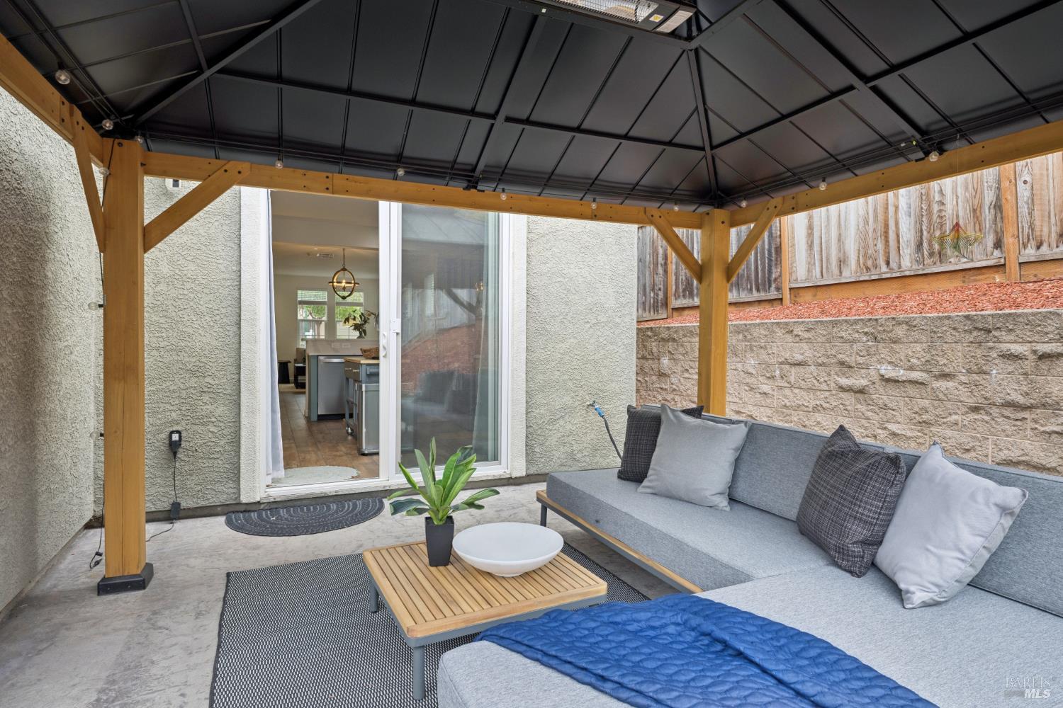 1933 Verbena Drive Santa Rosa CA 95404