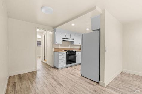 8130 Park Avenue Forestville CA 95436