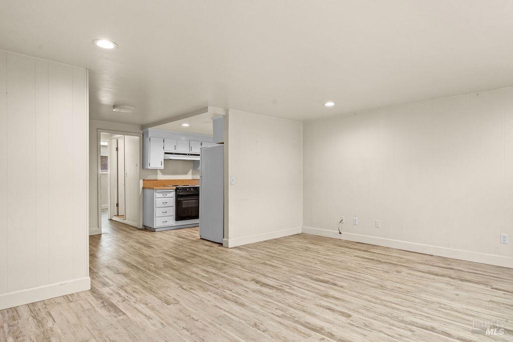8130 Park Avenue Forestville CA 95436