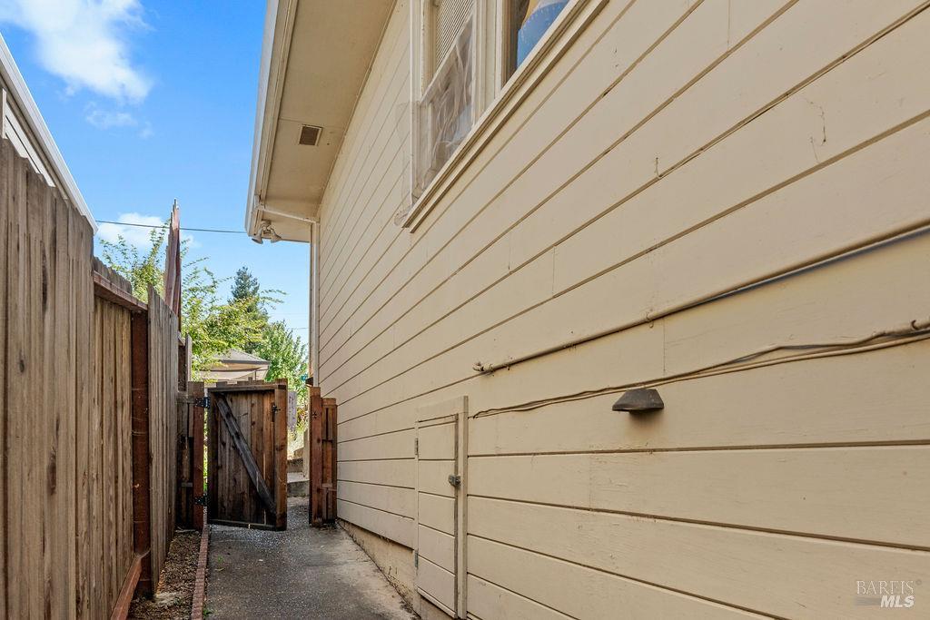 8130 Park Avenue Forestville CA 95436