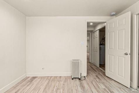 8130 Park Avenue Forestville CA 95436