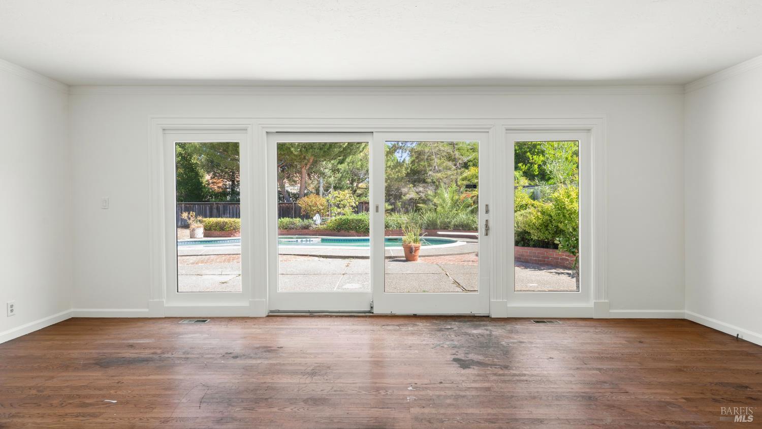 170 Riviera Drive San Rafael CA 94901