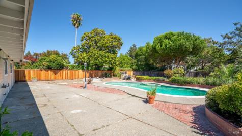 170 Riviera Drive San Rafael CA 94901