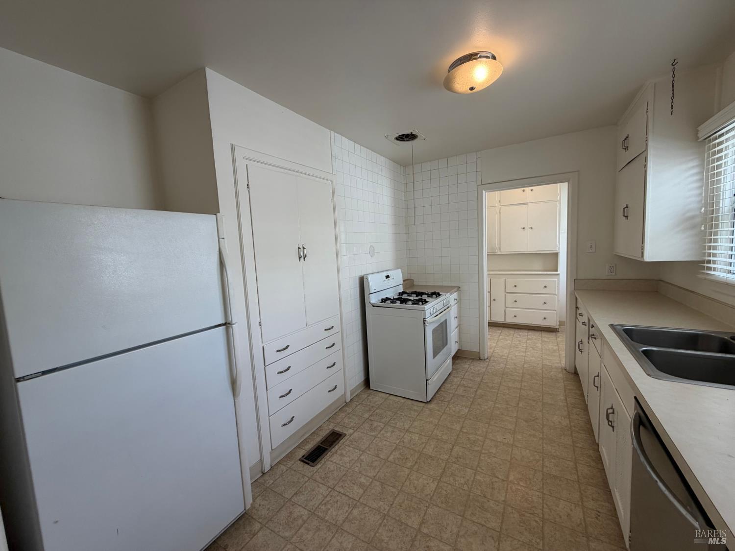 531 California Street Rio Vista CA 94571
