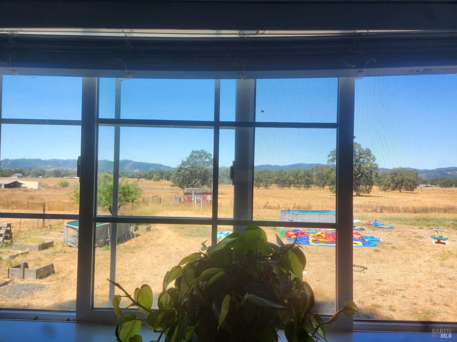 22620 Eastside Road Willits CA 95490