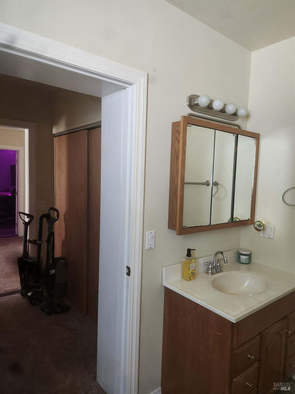 22620 Eastside Road Willits CA 95490
