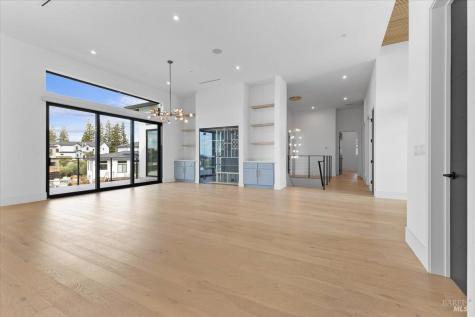 3623 Crescent Circle Santa Rosa CA 95403