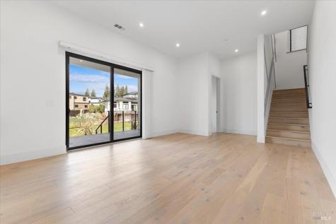 3623 Crescent Circle Santa Rosa CA 95403