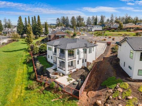 3623 Crescent Circle Santa Rosa CA 95403