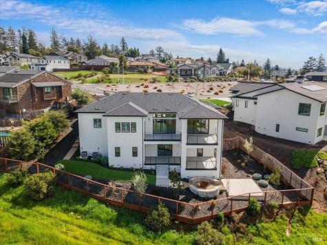 3623 Crescent Circle Santa Rosa CA 95403