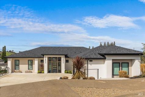 3623 Crescent Circle Santa Rosa CA 95403