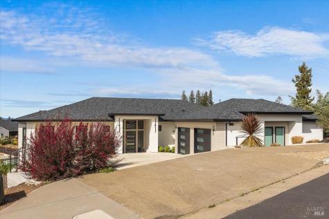 3623 Crescent Circle Santa Rosa CA 95403