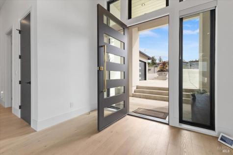 3623 Crescent Circle Santa Rosa CA 95403