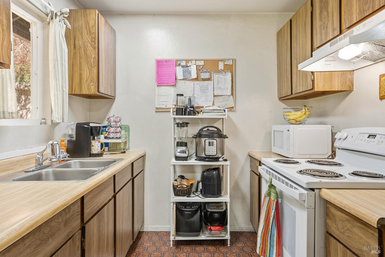 2947 Primrose Drive Willits CA 95490