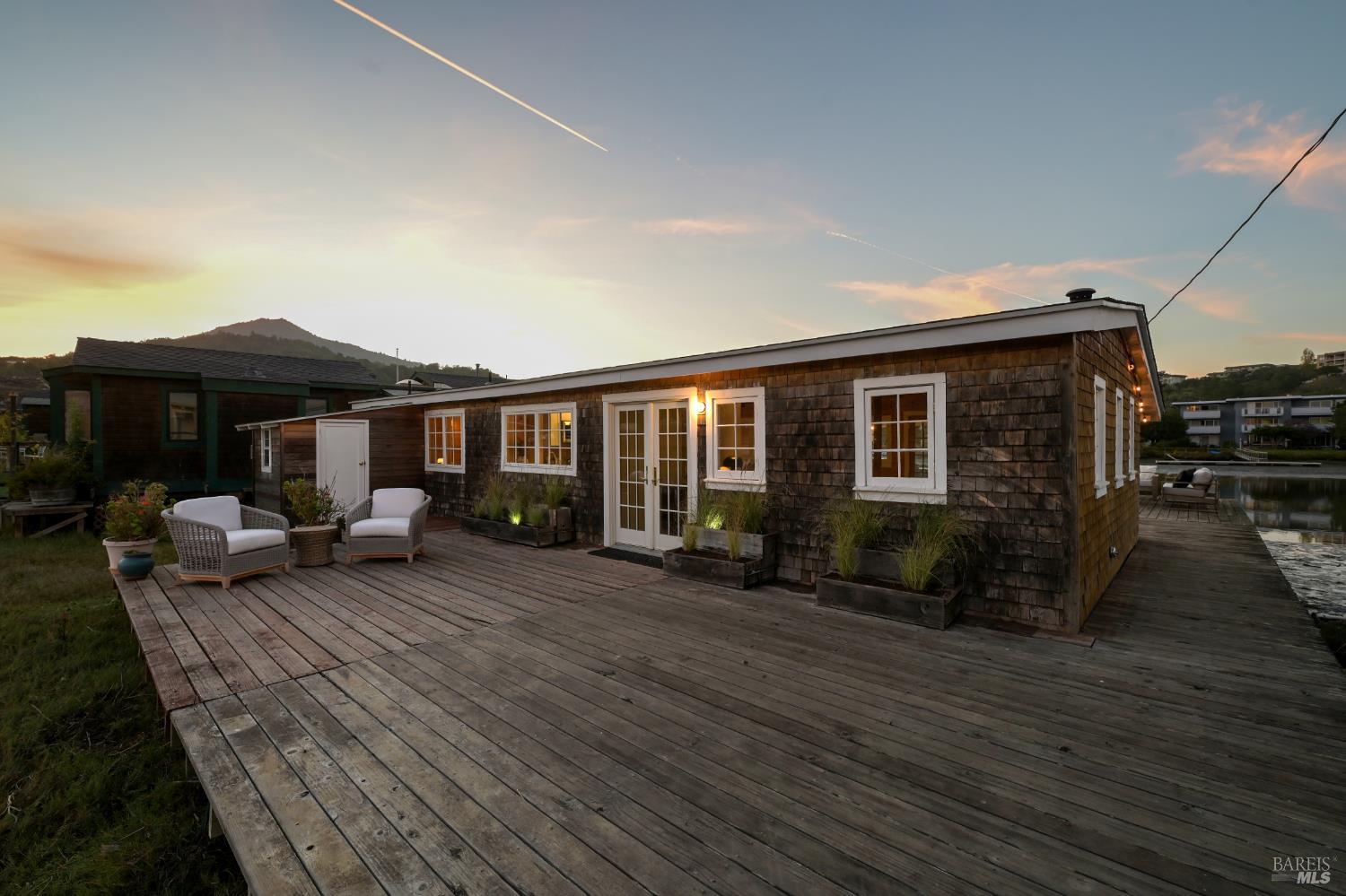 24 Boardwalk One Larkspur CA 94939