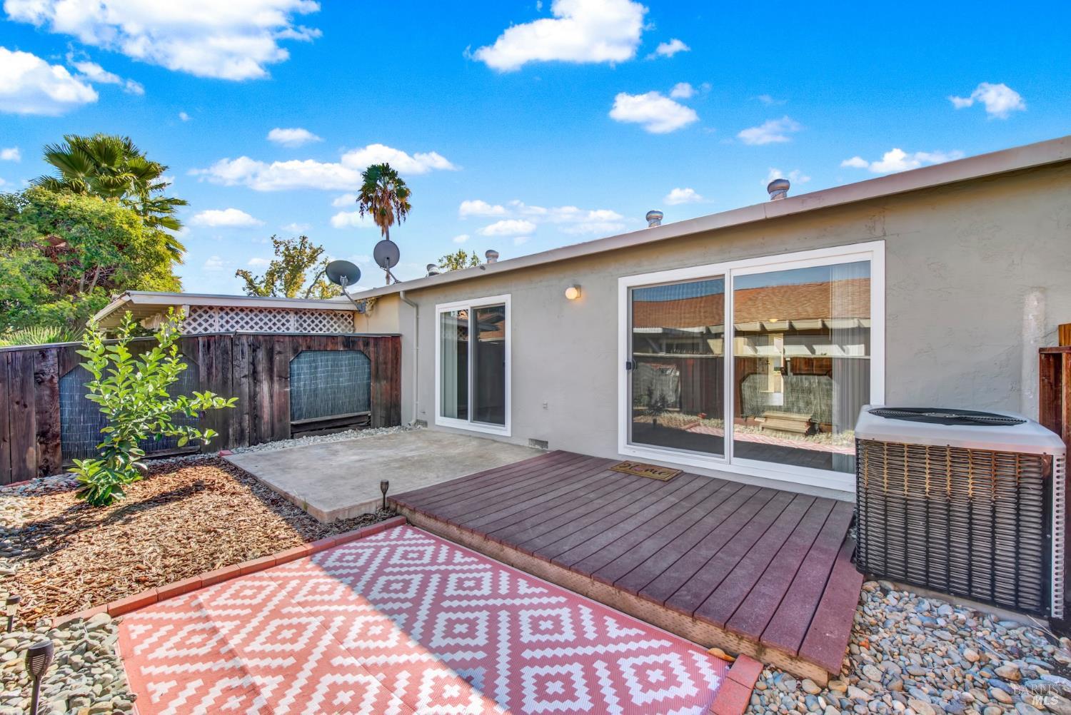 105 Sequoia Drive Vacaville CA 95687