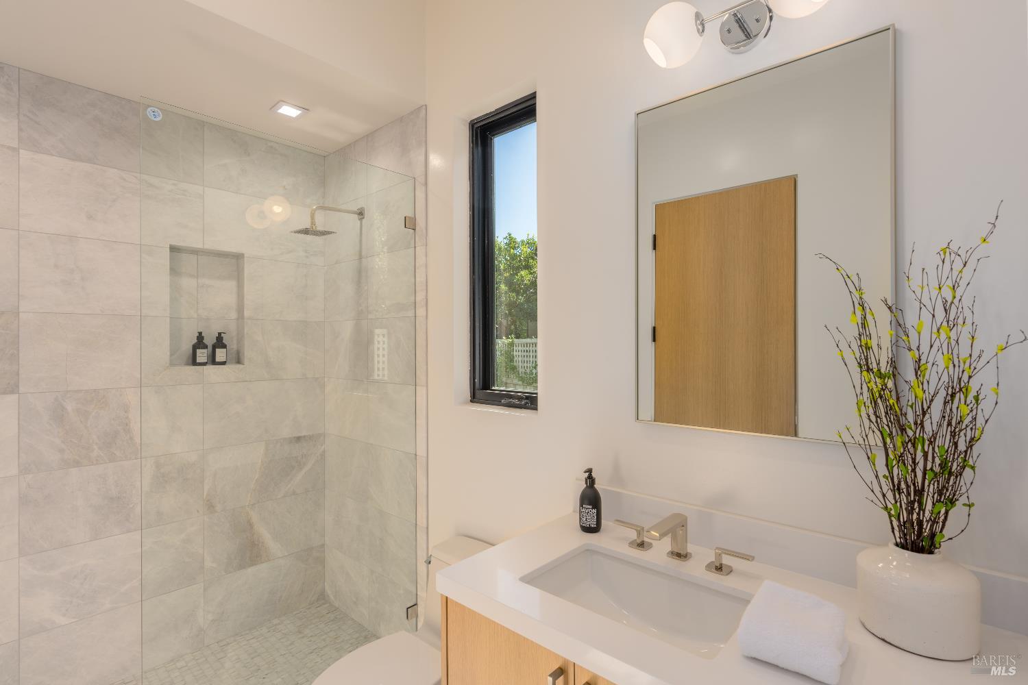 1547 Allyn Avenue St. Helena CA 94574