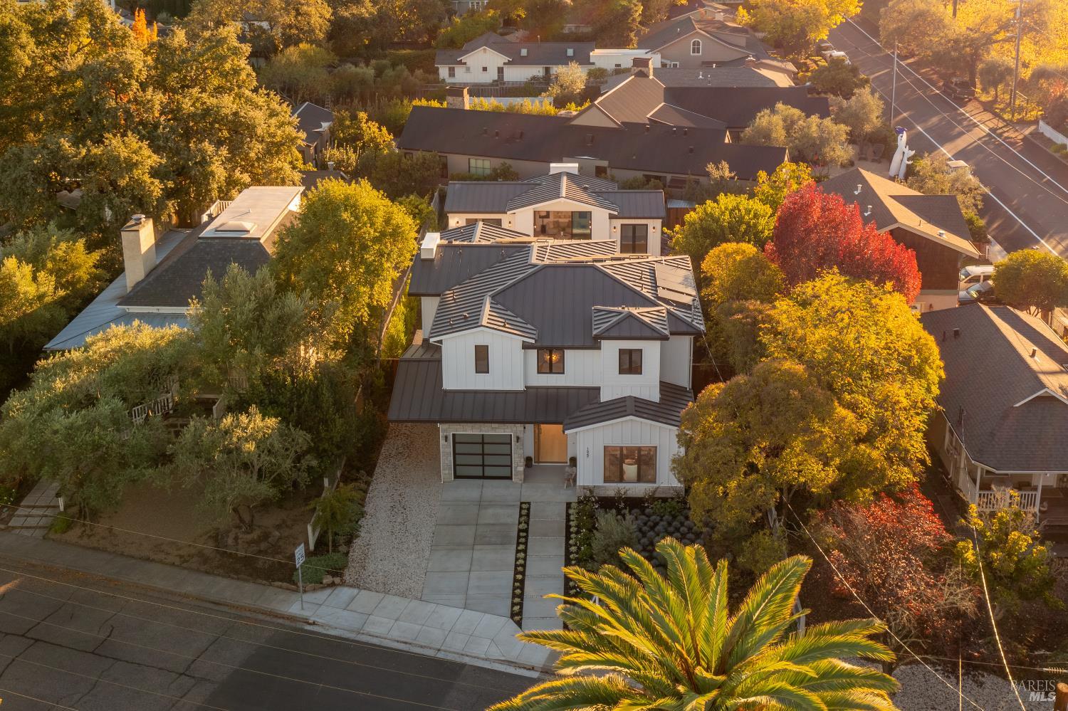 1547 Allyn Avenue St. Helena CA 94574