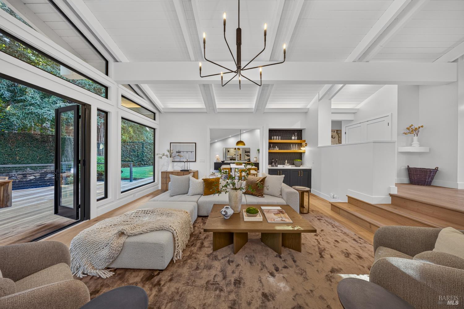 215 Laurel Grove Avenue Kentfield CA 94904