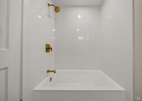 215 Laurel Grove Avenue Kentfield CA 94904