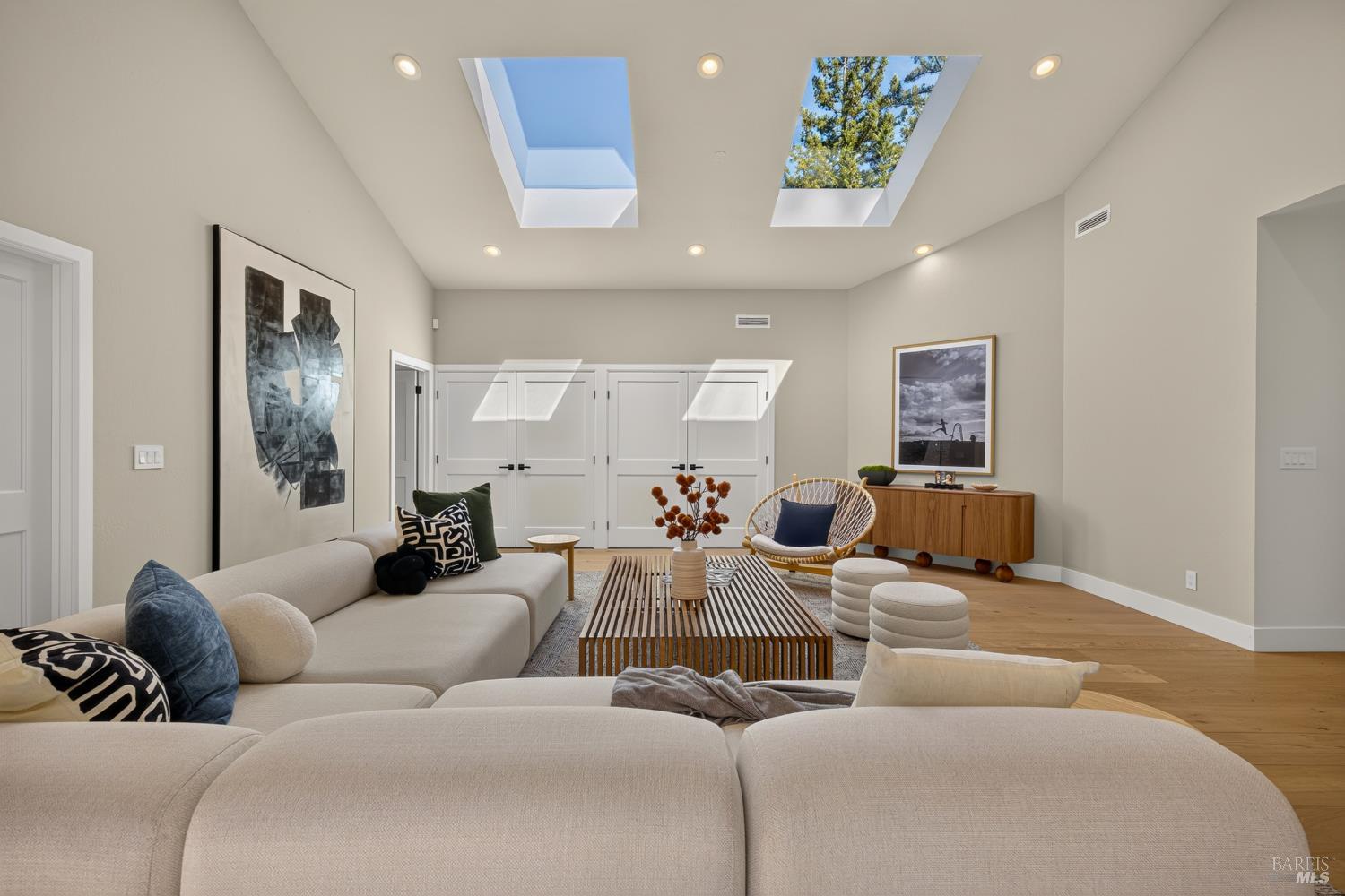 215 Laurel Grove Avenue Kentfield CA 94904