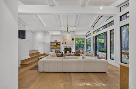215 Laurel Grove Avenue Kentfield CA 94904