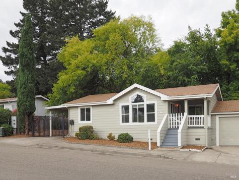 115-117 School House Lane Geyserville CA 95441
