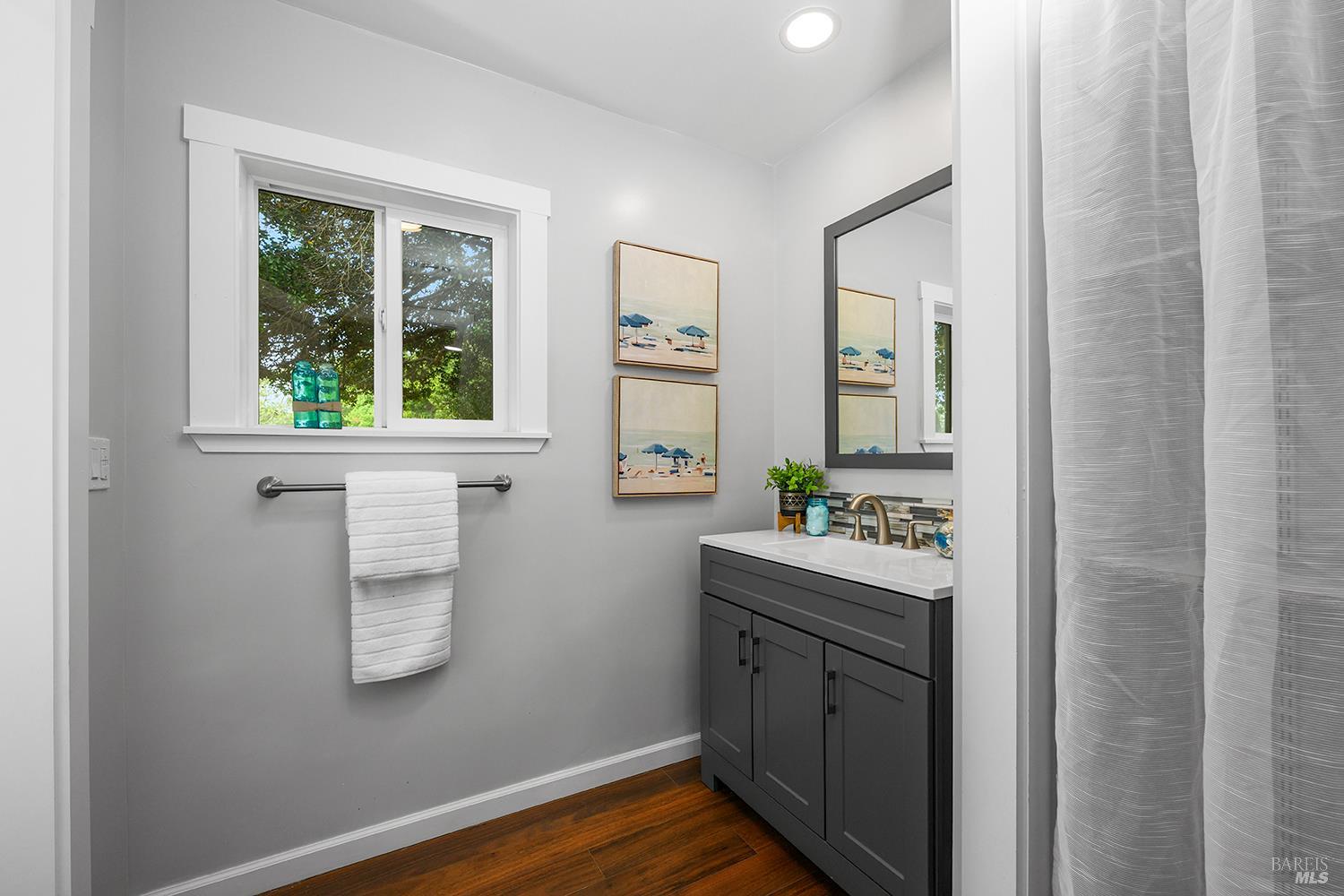 6264 Fredricks Road Sebastopol CA 95472