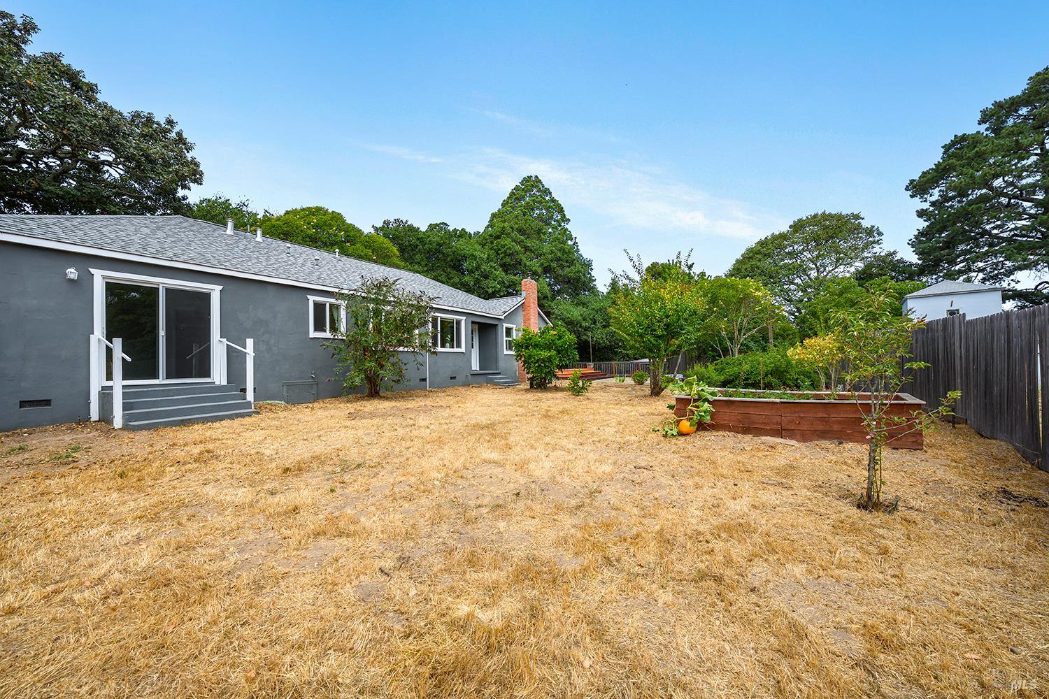 6264 Fredricks Road Sebastopol CA 95472