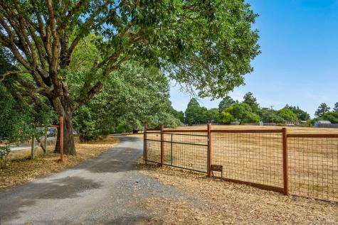 6264 Fredricks Road Sebastopol CA 95472
