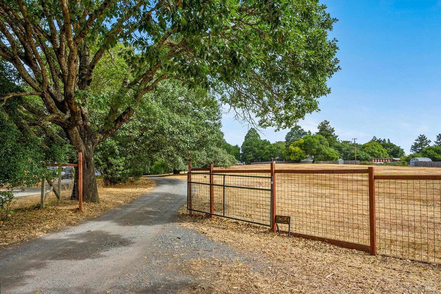 6264 Fredricks Road Sebastopol CA 95472