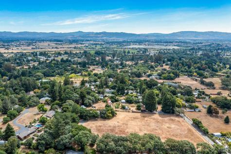 6264 Fredricks Road Sebastopol CA 95472