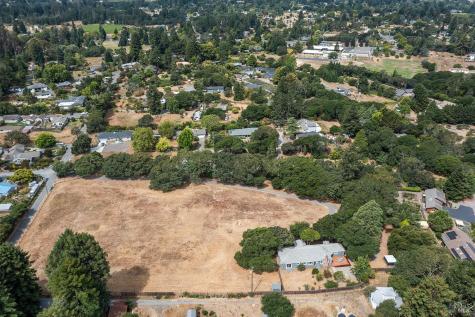 6264 Fredricks Road Sebastopol CA 95472