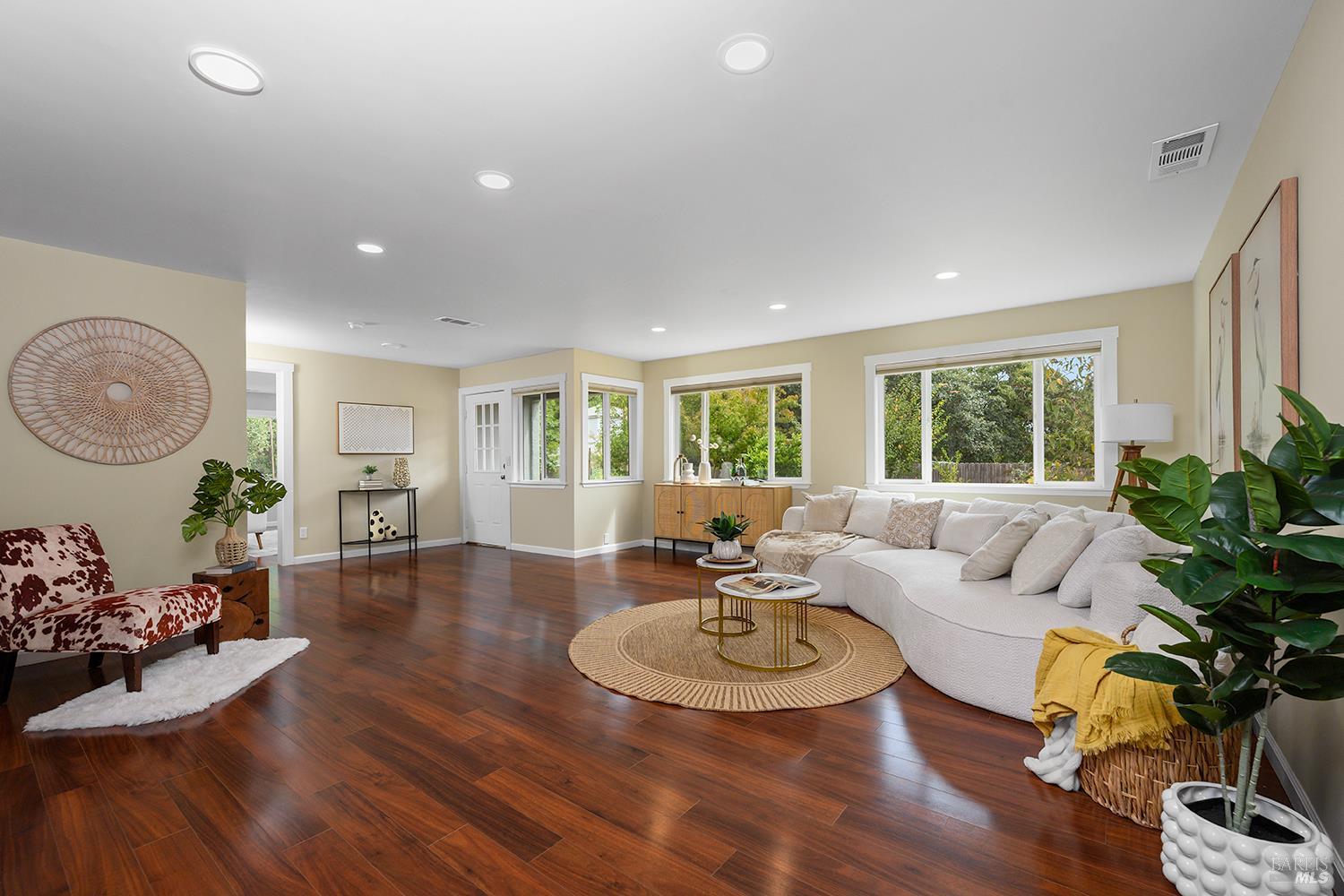 6264 Fredricks Road Sebastopol CA 95472