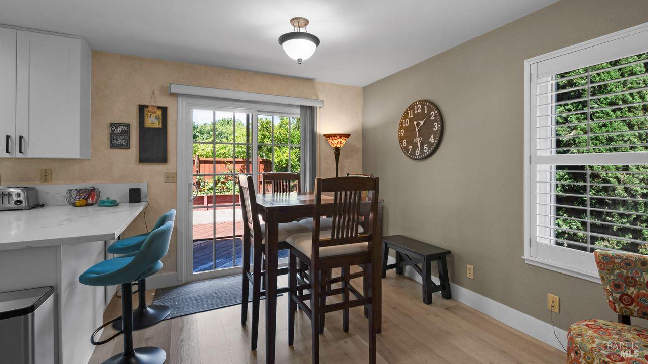 104 Furber Lane Cloverdale CA 95425