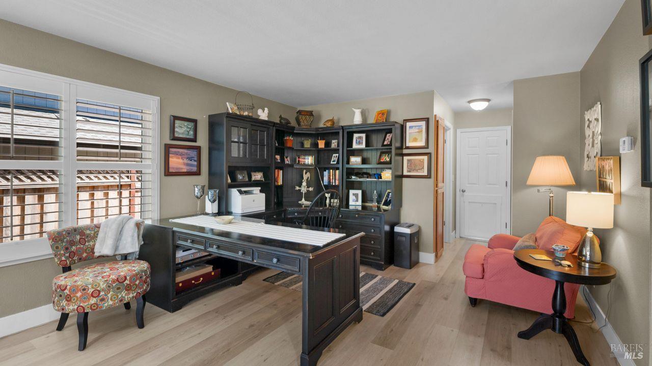 104 Furber Lane Cloverdale CA 95425