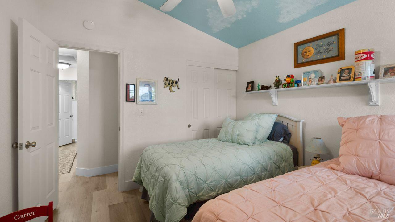 104 Furber Lane Cloverdale CA 95425