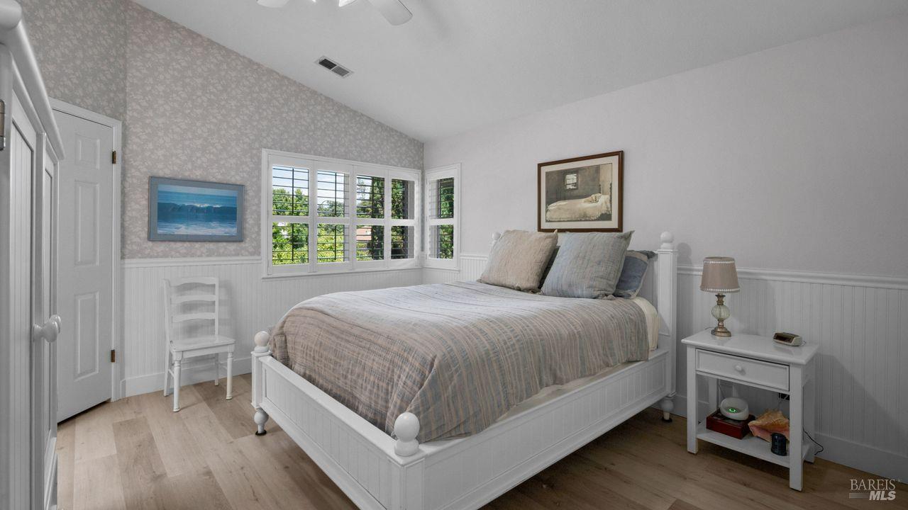 104 Furber Lane Cloverdale CA 95425