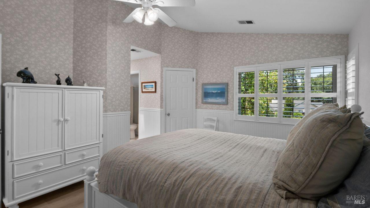 104 Furber Lane Cloverdale CA 95425