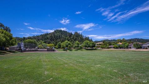 104 Furber Lane Cloverdale CA 95425