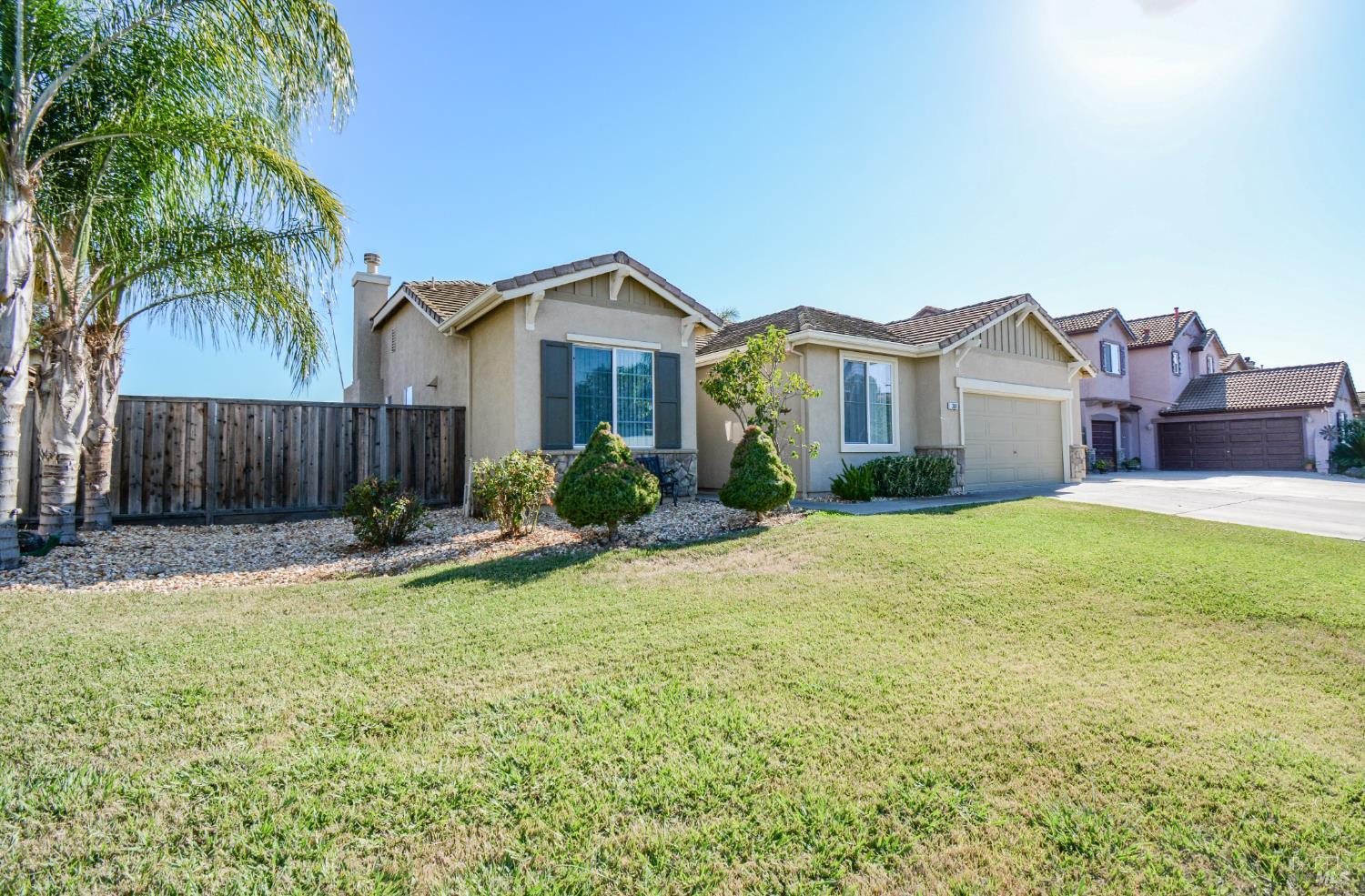 300 Rennert Way Dixon CA 95620