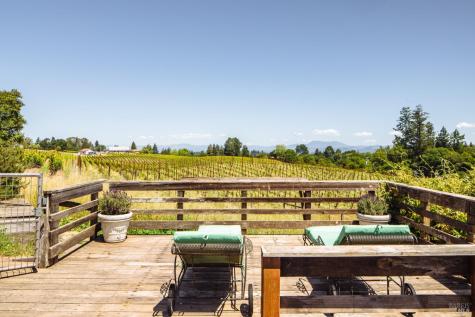 2614 Scotts Right Of Way Sebastopol CA 95472