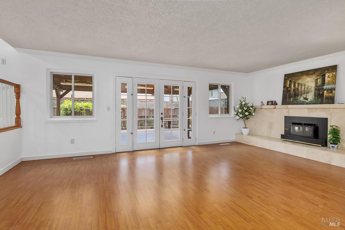 1804 Spoonbill Avenue Petaluma CA 94954