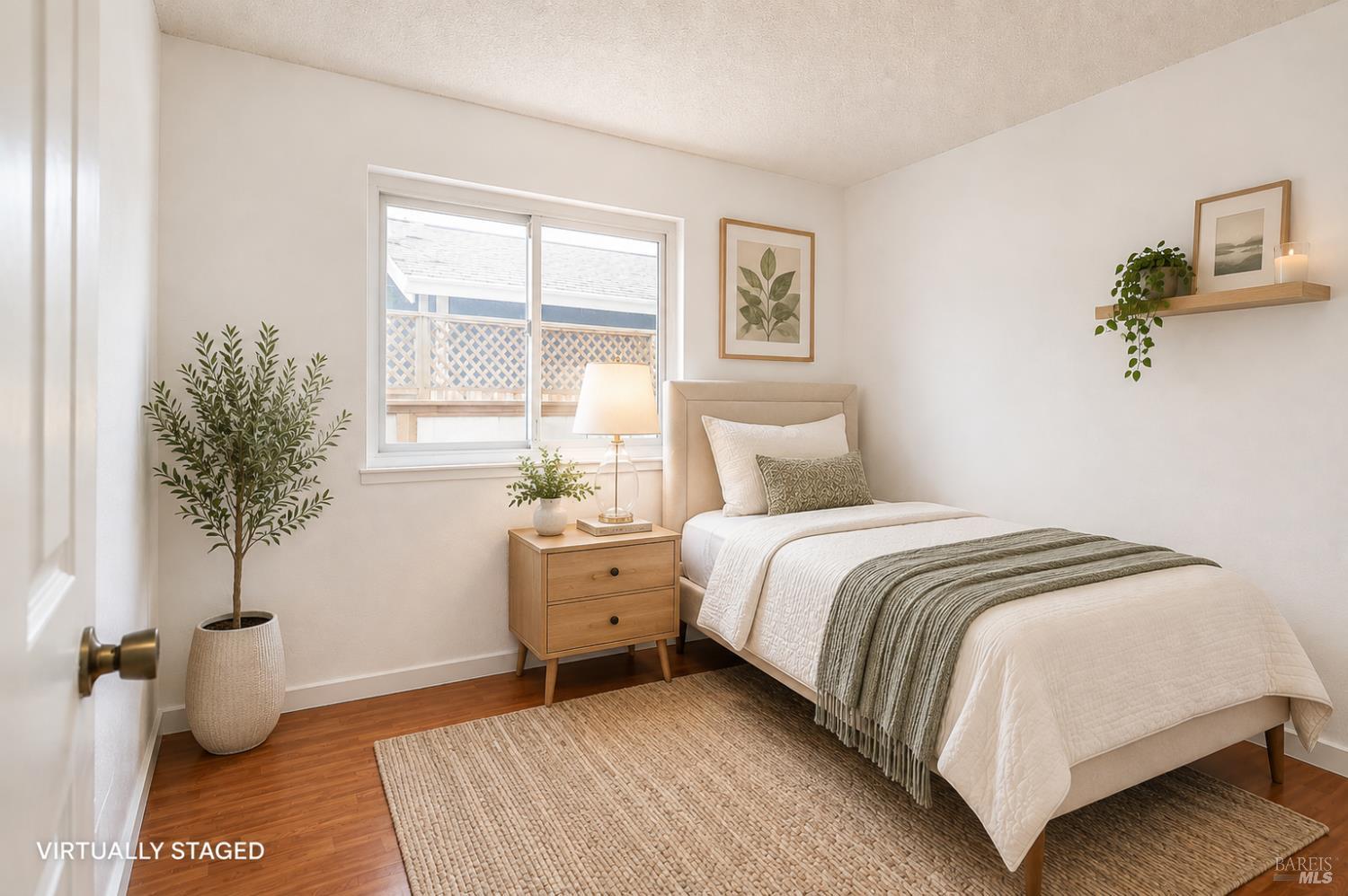 1804 Spoonbill Avenue Petaluma CA 94954