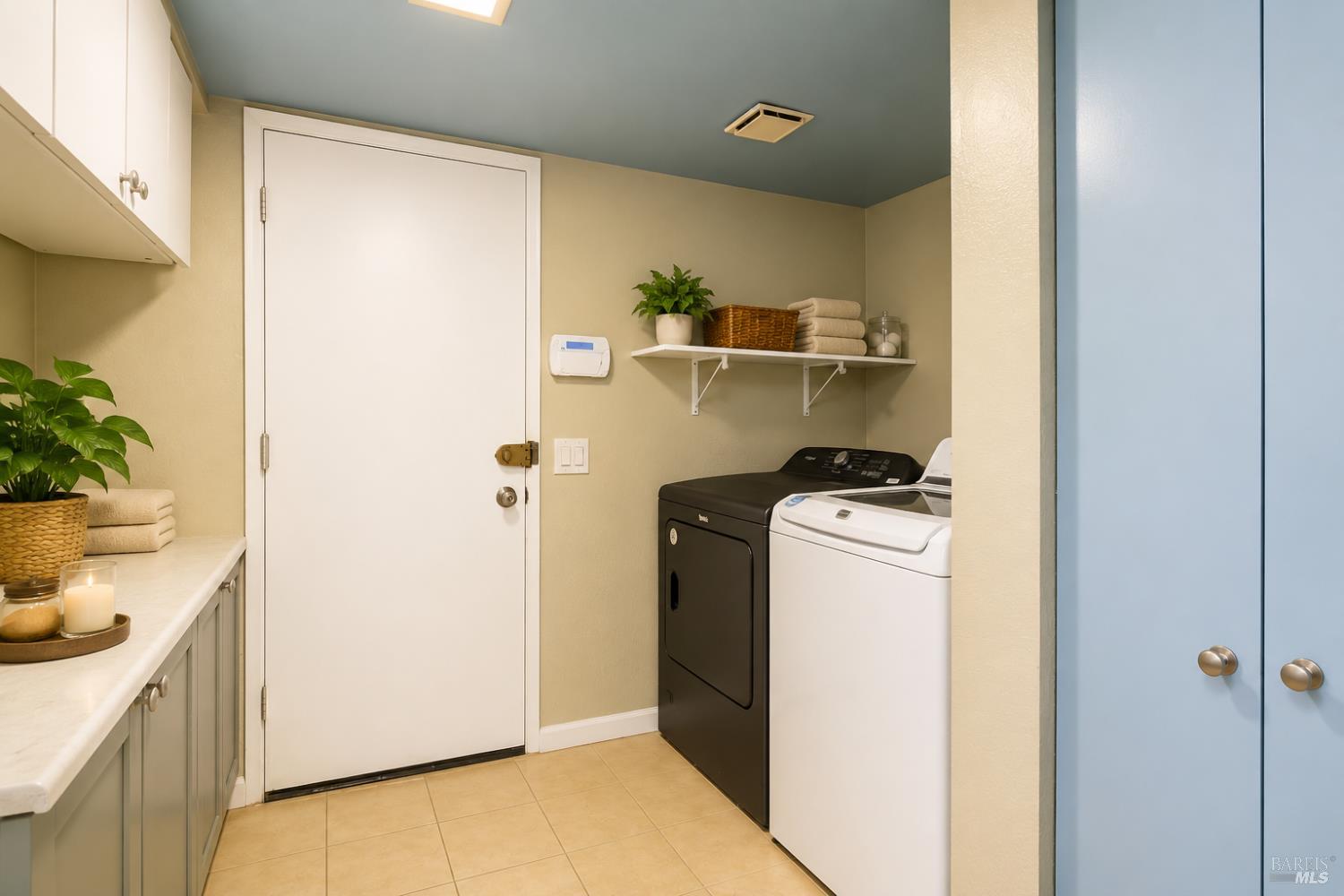 1804 Spoonbill Avenue Petaluma CA 94954